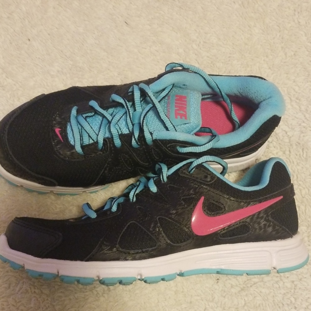 Nike shoes